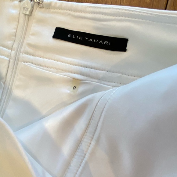 Elie Tahari Classy Cute/Sexy White Pencil Skirt - Picture 5 of 7